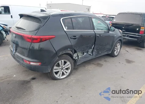 2018 Kia Sportage Lx z USA, uszkodzony, nr VIN KNDPMCACOJ7462760